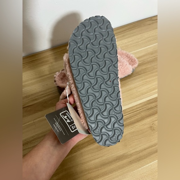 BIRKENSTOCK Arizona Big Buckle Shearling
Shearling - Teddy Crystal Rose - Picture 8 of 10